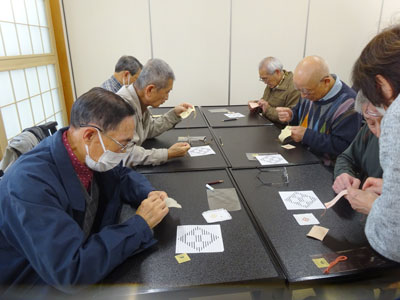 こぎん刺し体験の様子